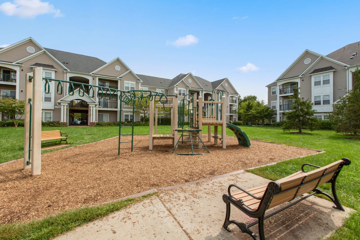 Chantilly Apartments The Fields of Chantilly Photos