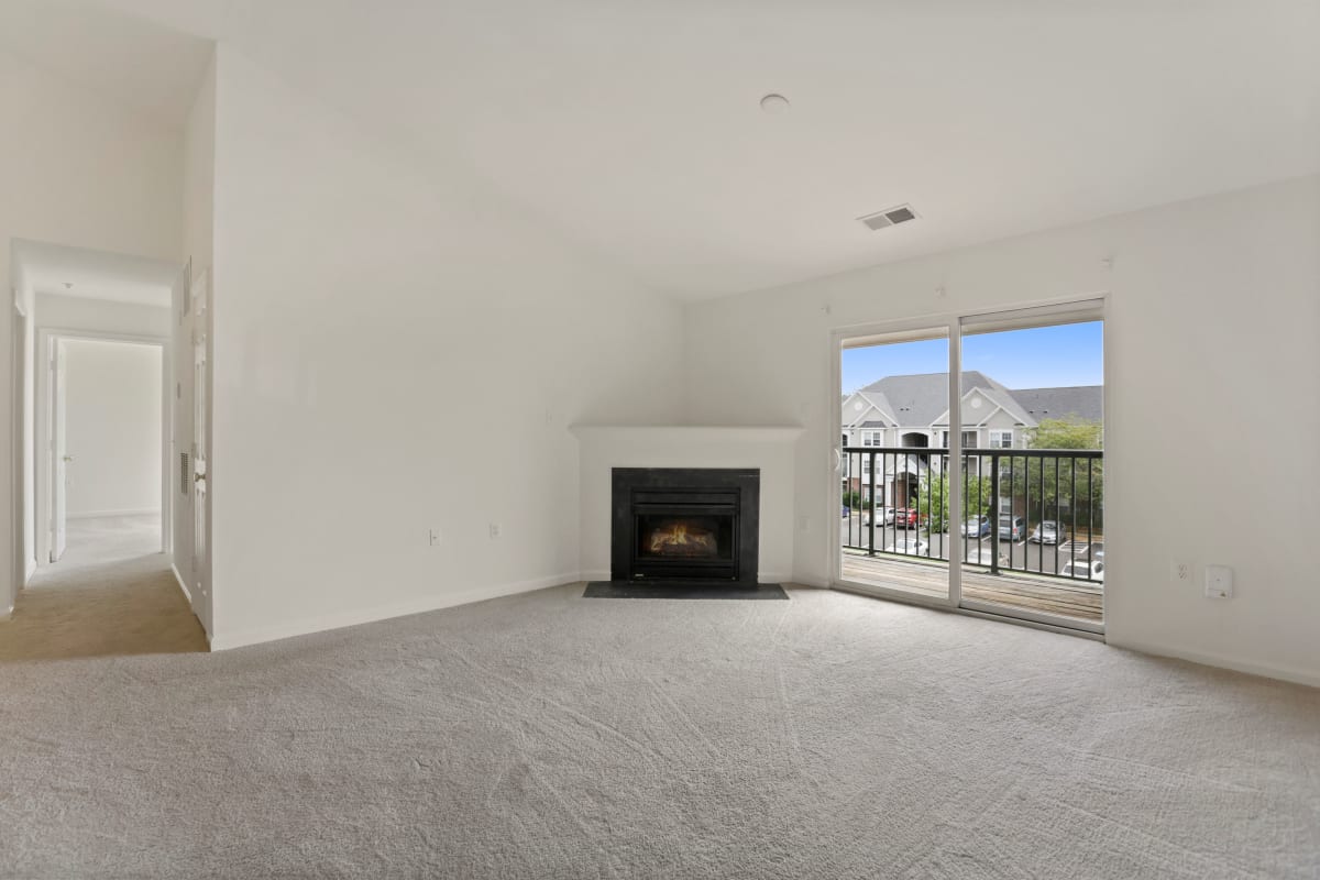 Chantilly Apartments The Fields of Chantilly Photos