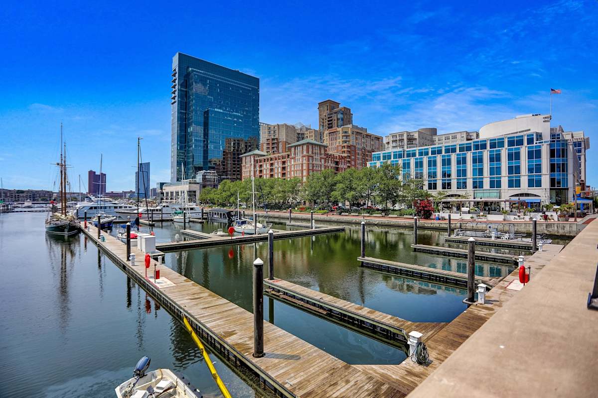 Luxury Apartments in Baltimore, MD | 1305 Dock Street