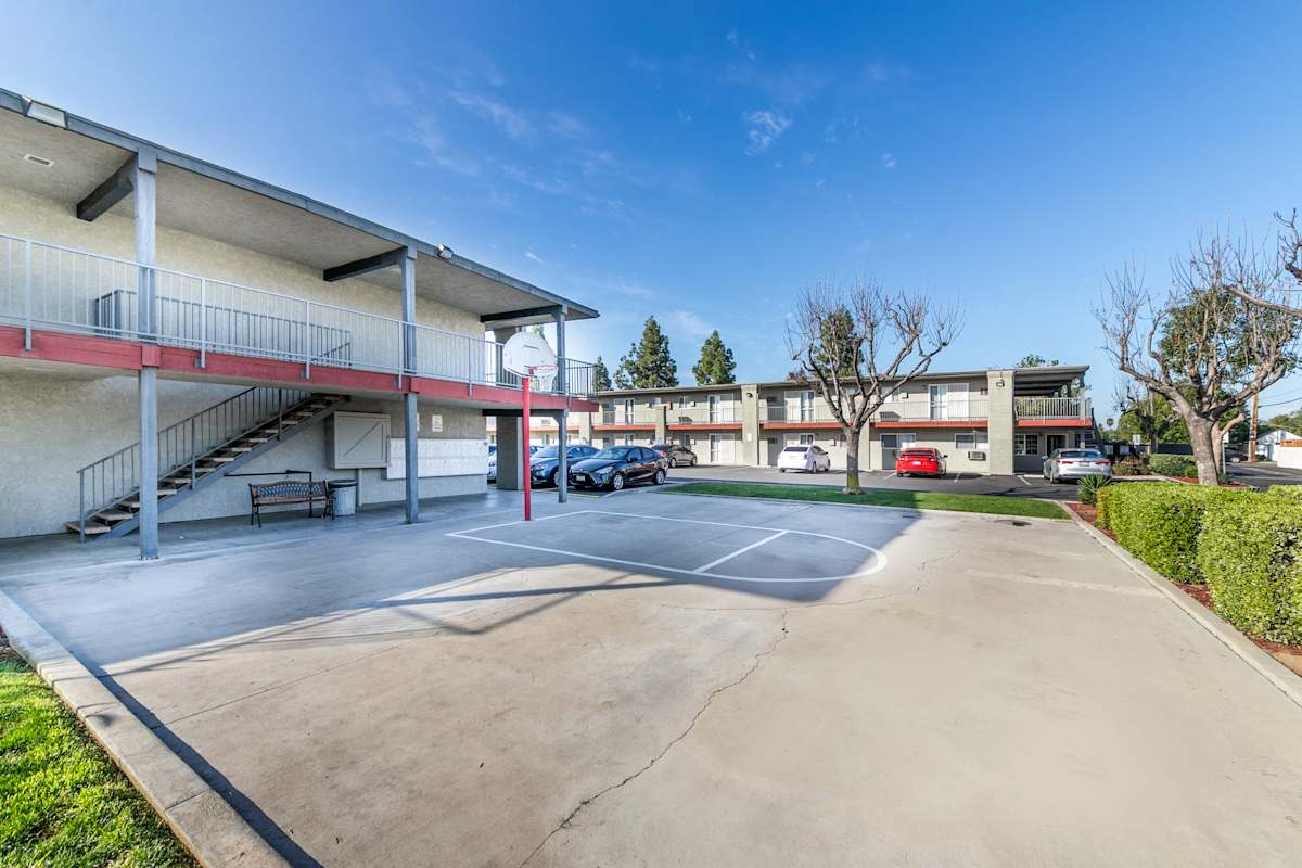 Apartments for Rent in Arlanza, Riverside | Canyon Shadows