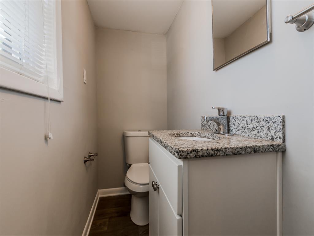 Photos of Our Apartments & Townhomes in Sandy Springs, GA