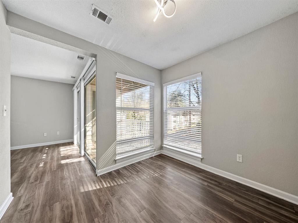 Browse Images of Our Apartments in Smyrna, GA