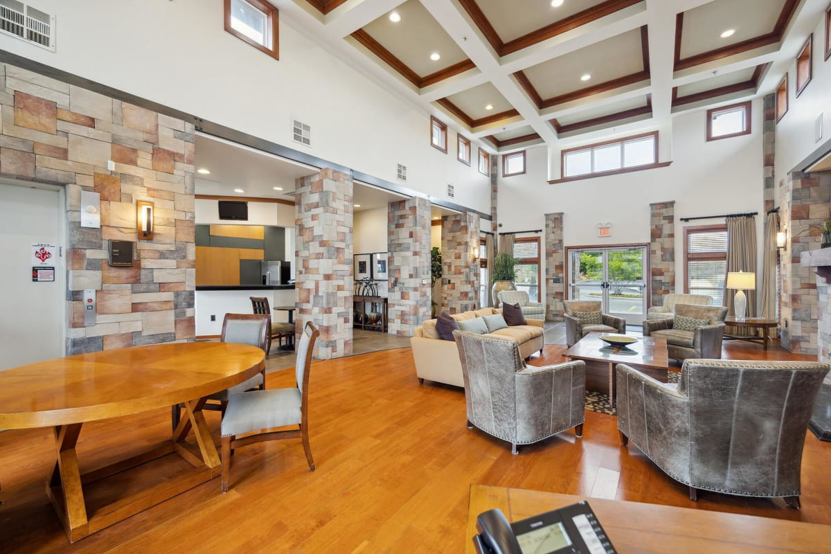 Photos and Video of Aventura Falcon Valley in Lenexa, KS