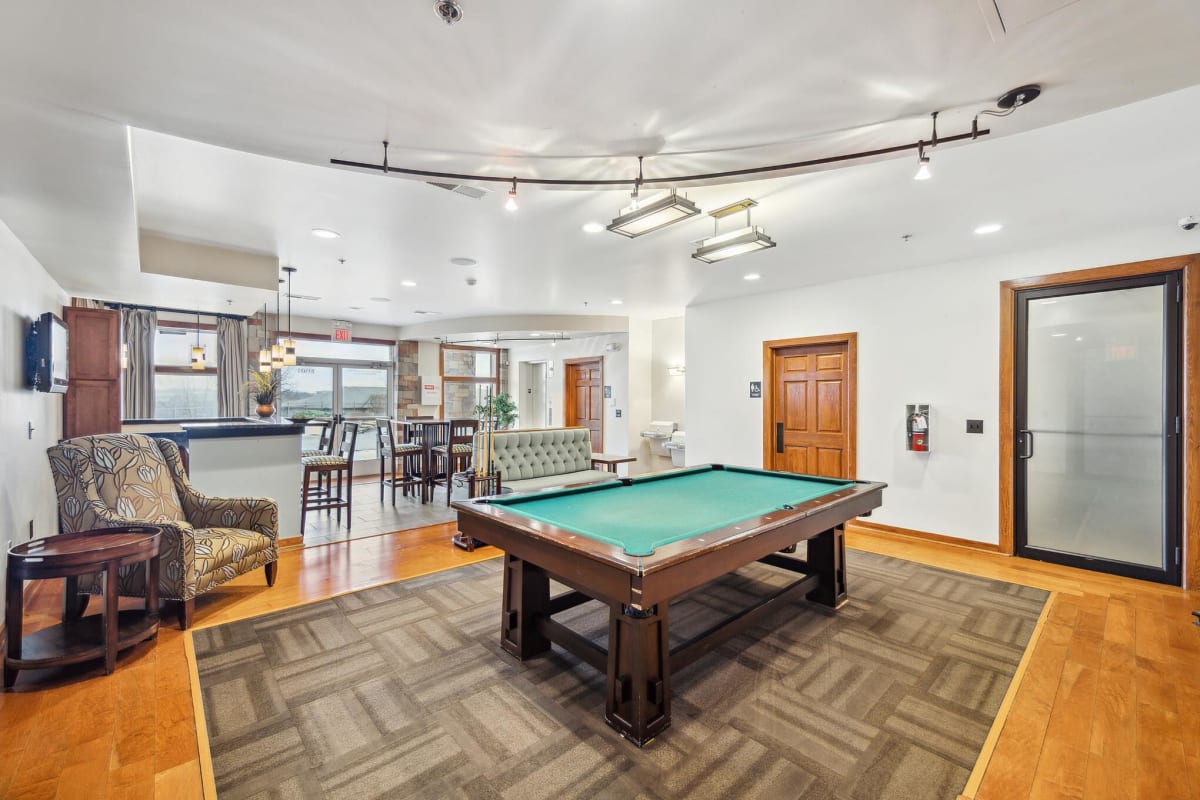 Photos and Video of Aventura Falcon Valley in Lenexa, KS