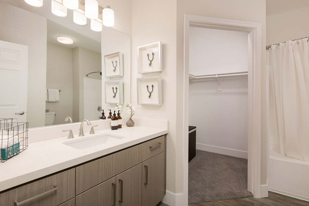 Adobe Ridge community photograph