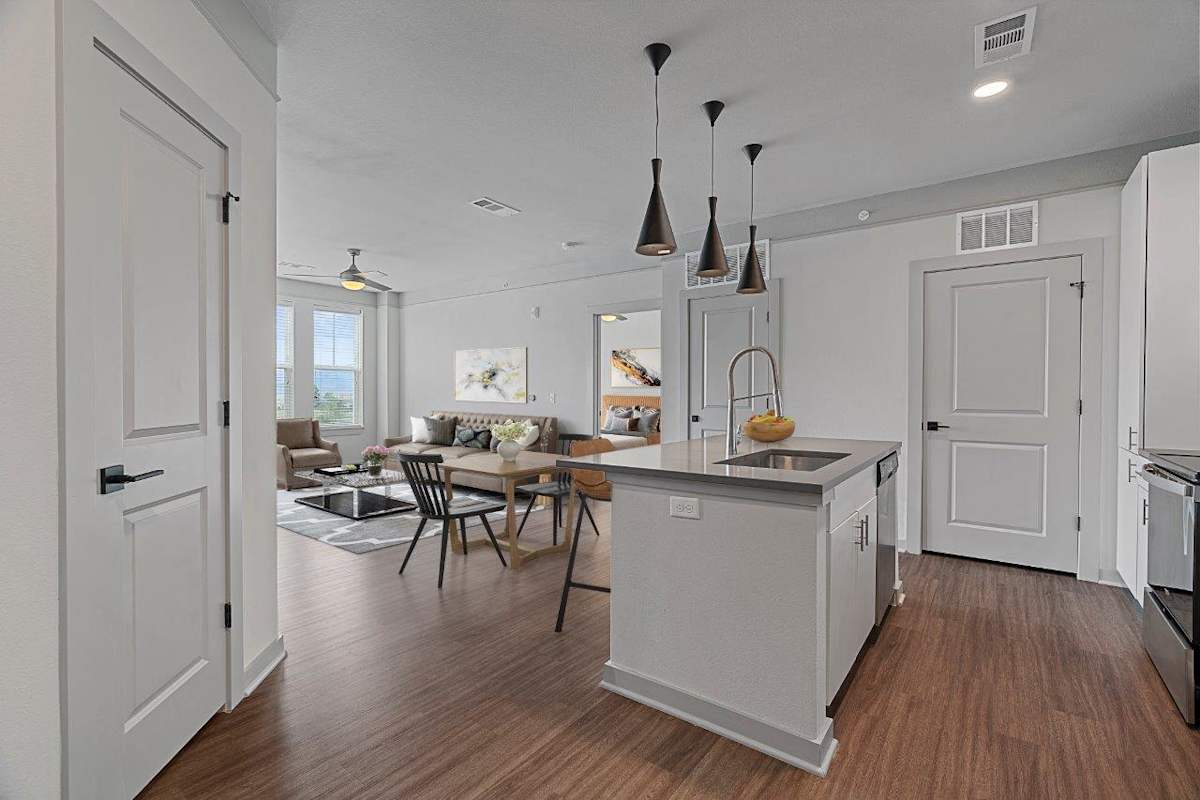 Photos of Places for Rent in Colorado Springs | The Zeb