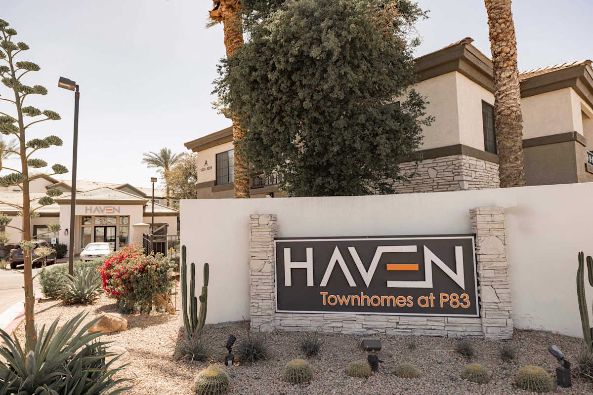 Haven Townhomes At P83