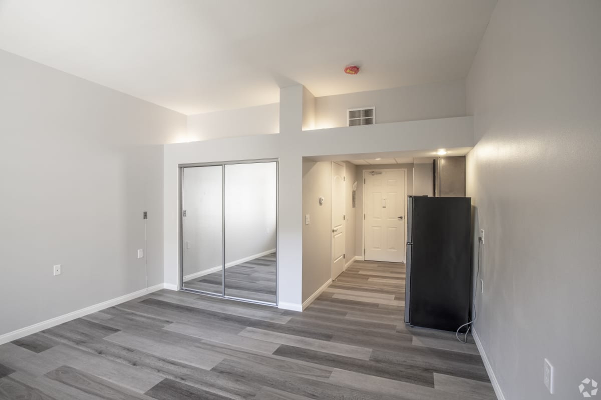 Poway, CA Senior Apartments Legacy Hills at Poway Photos