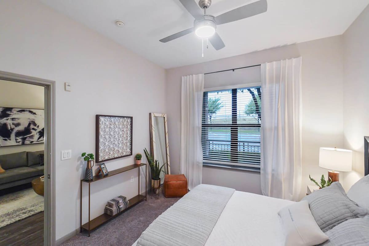 Gramercy On The Park Apartments apartment photo