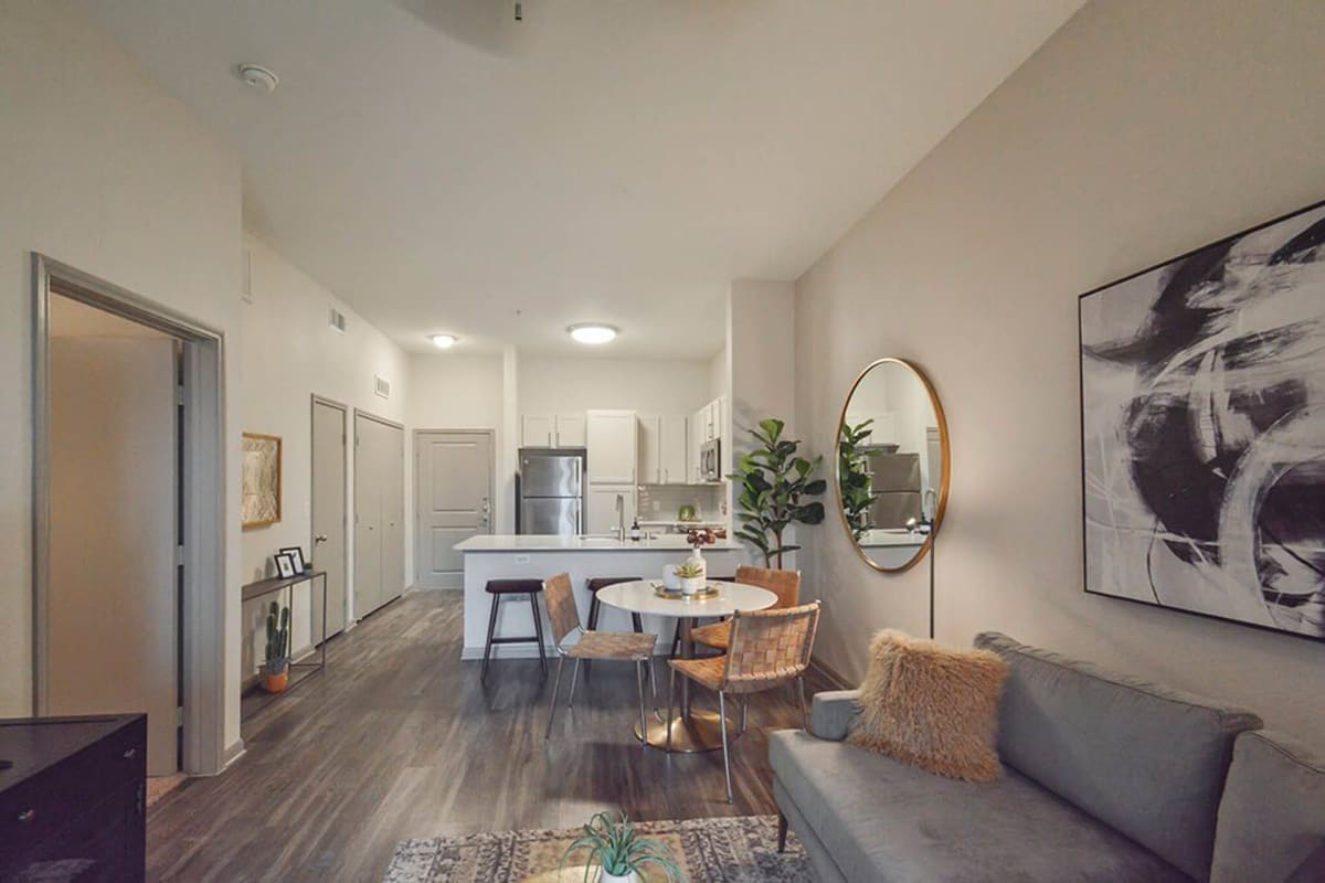 Gramercy On The Park Apartments apartment photo