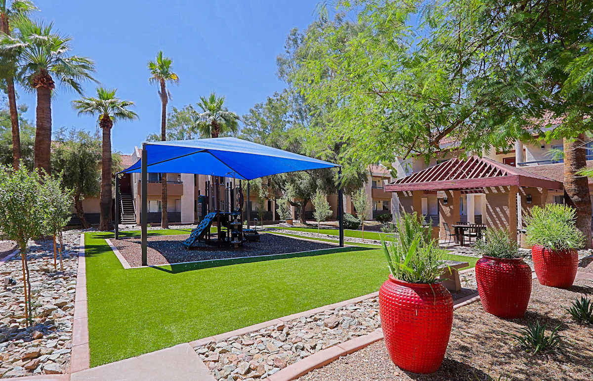 Courtyard and grounds at Northerly Apartments.
