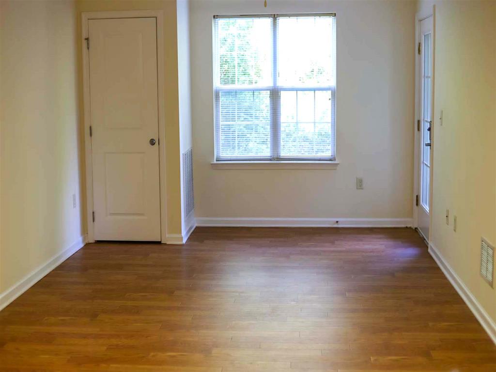 Photos and Video of Reserve at Somerset Commons in Princess Anne, MD