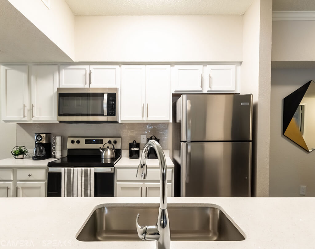 Apartments near Eckerd College Photos Promenade at Carillon