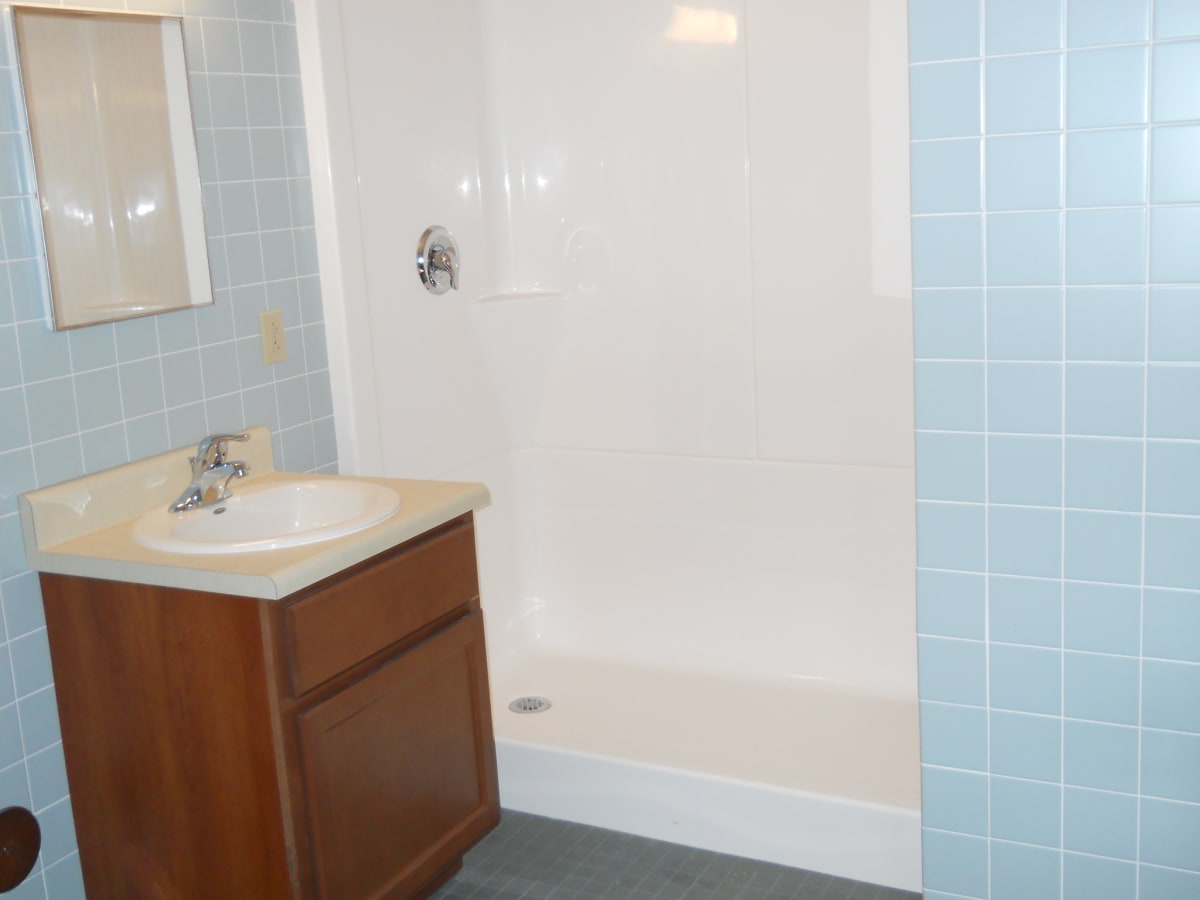 Photos and Video of Ridgebury Apartments in Erie, PA