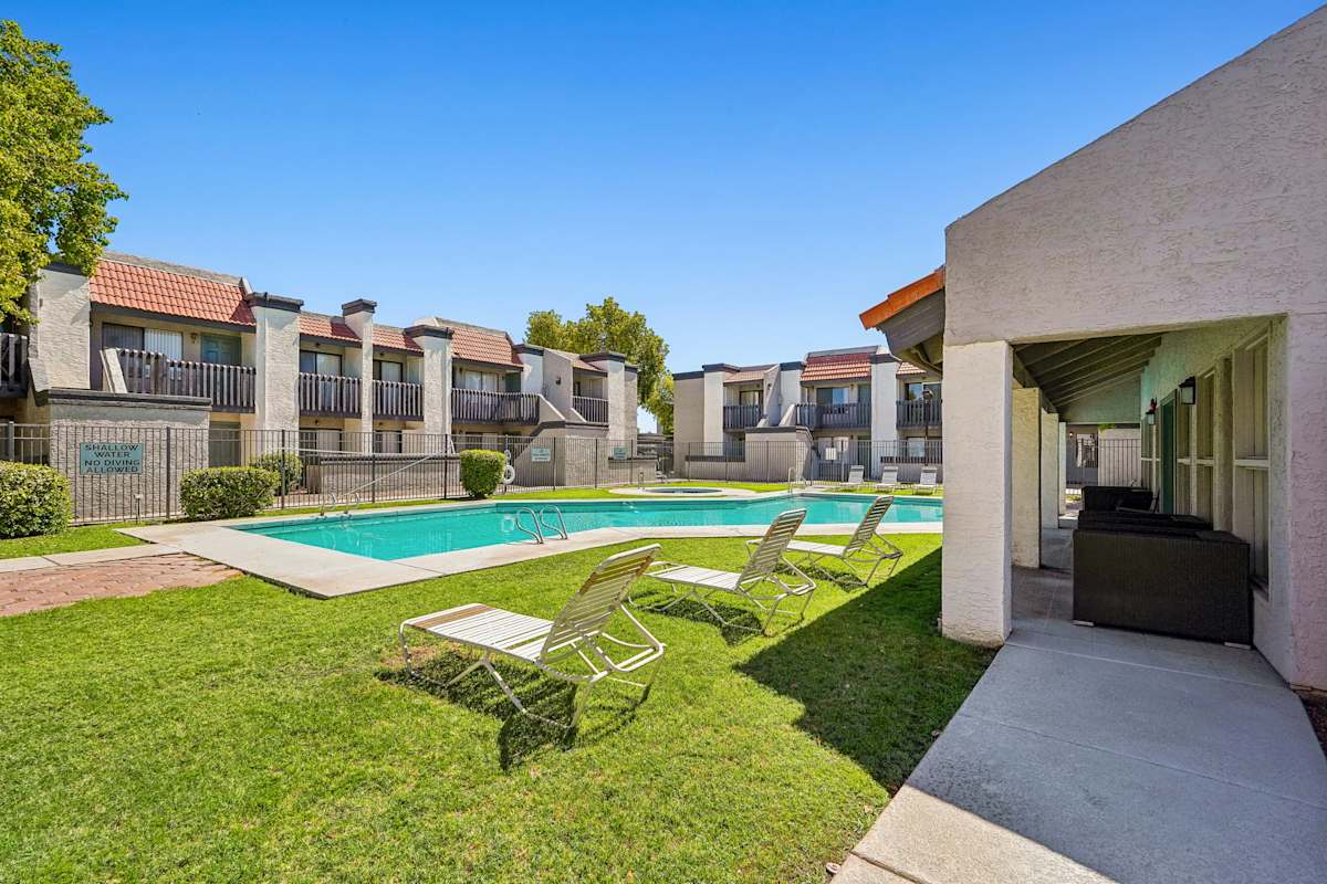 Acacia Pointe pool and surrounding apartment buildings.