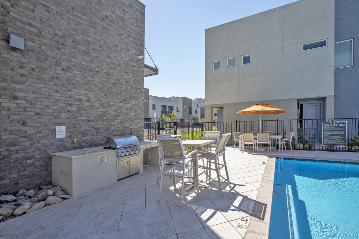 Outdoor grills at Senderos at South Mountain.