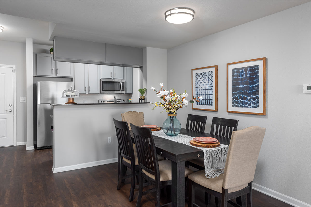 Photos and Video of Kings Landing in Creve Coeur, MO