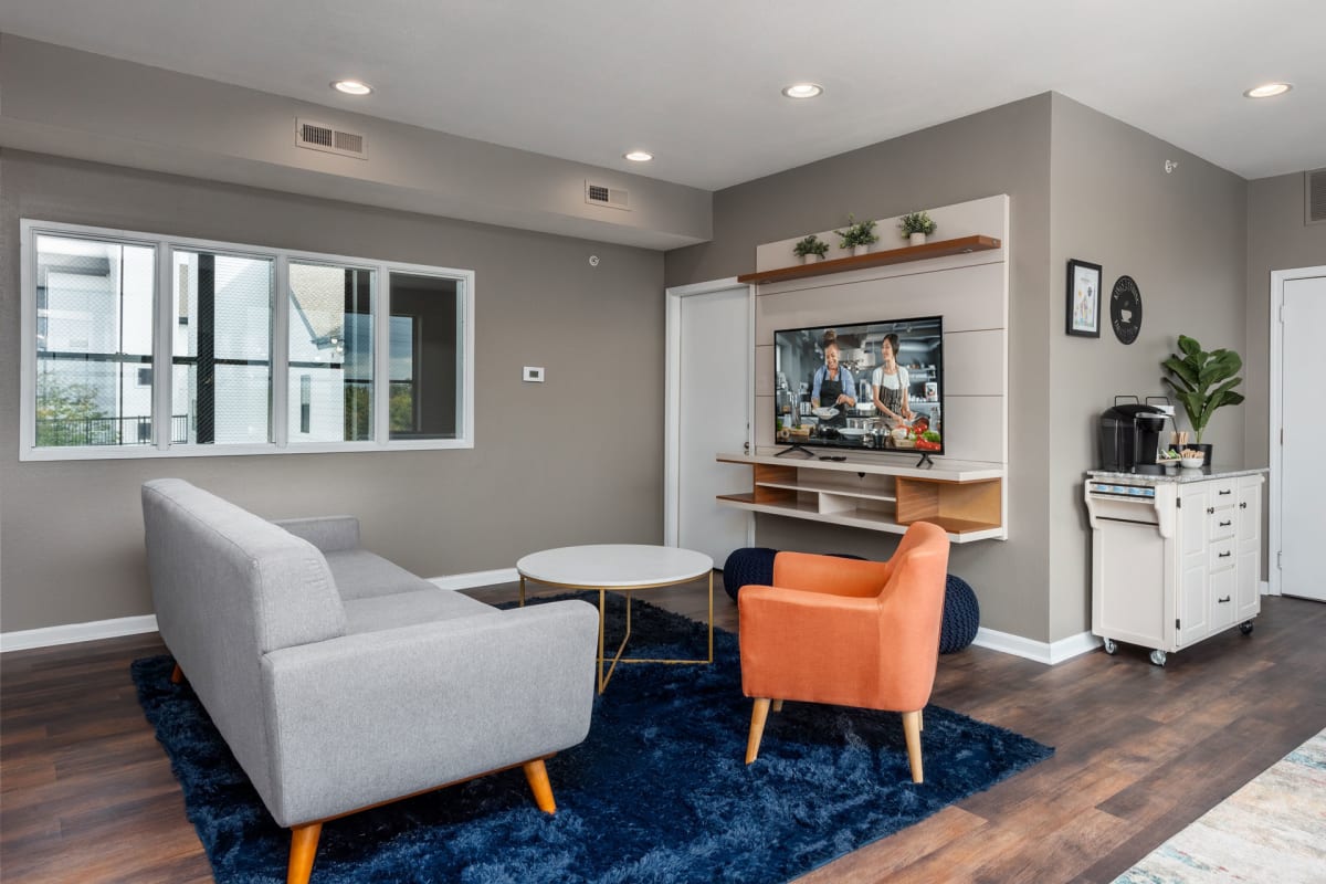 Photos and Video of Kings Landing in Creve Coeur, MO