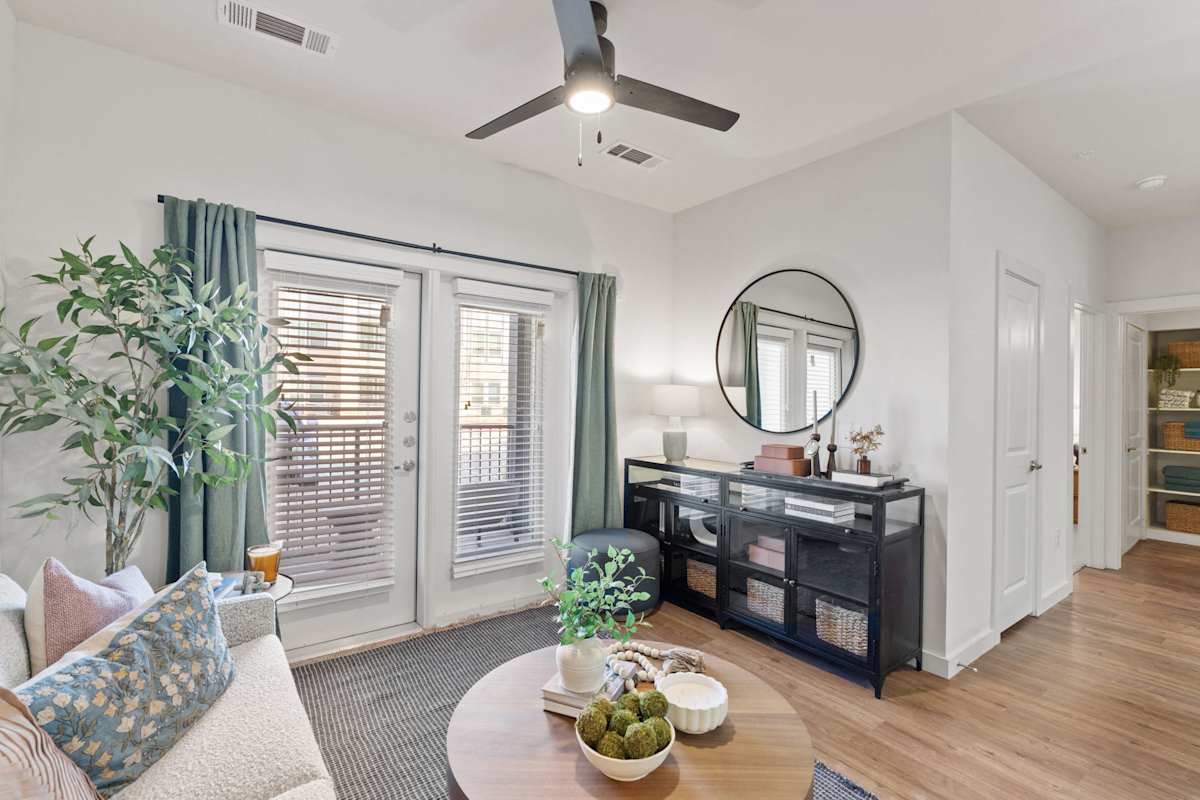 The Hudson At Pecan Creek apartment photo