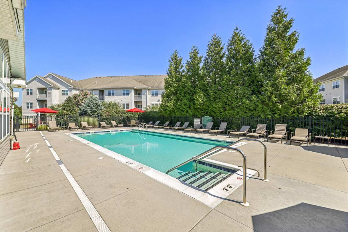 The Residences at Seven Gables swimming pool - Carlisle, PA