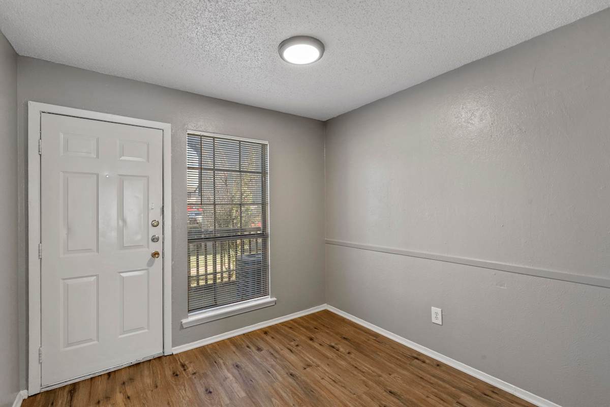 Photos and Video of Flats at Brentwood in Fort Worth, TX