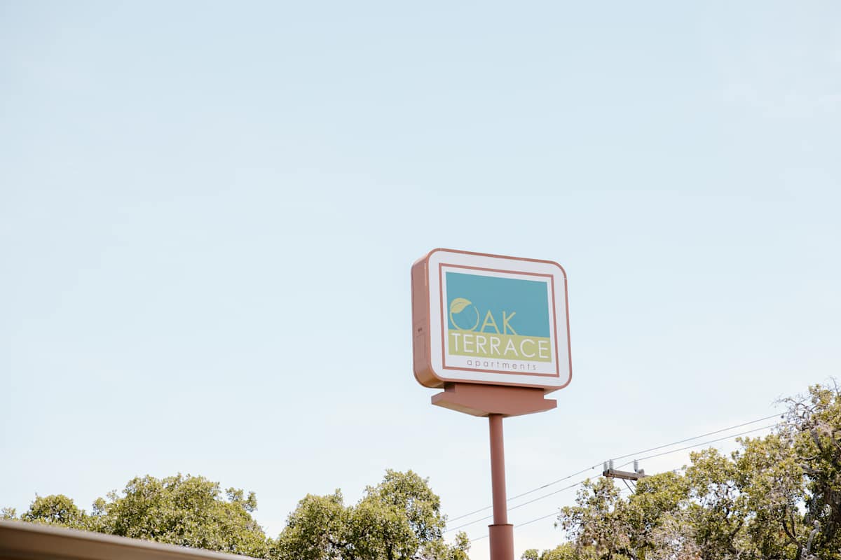 Oak Terrace community entrance sign - San Antonio, TX