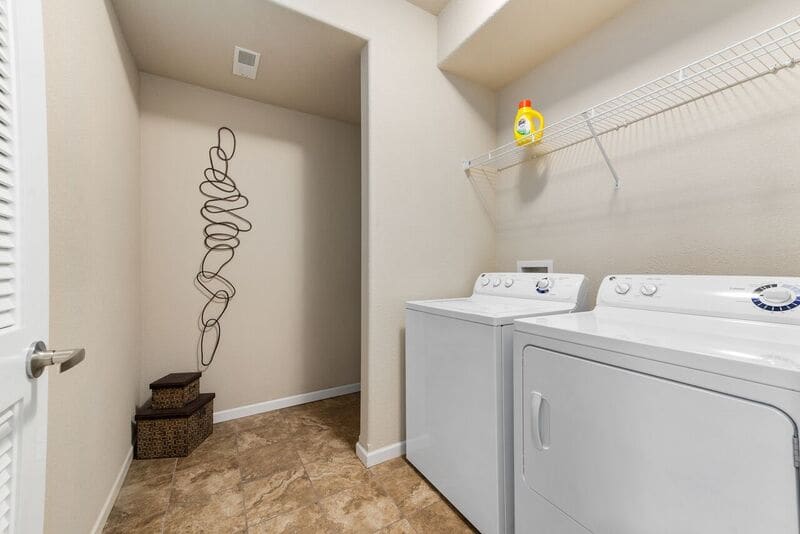 Camson Properties in-unit laundry with washer and dryer - Lawrence, KS