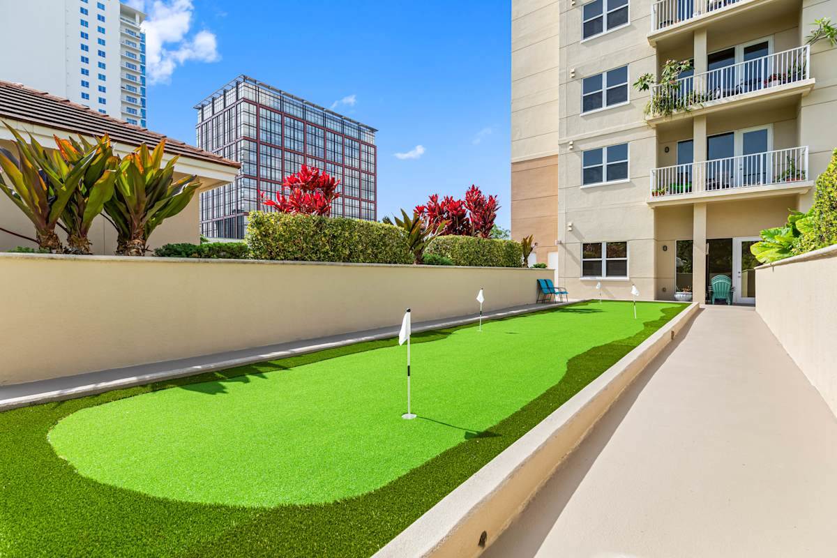 Evernia Place mini putting green on deck - West Palm Beach, FL