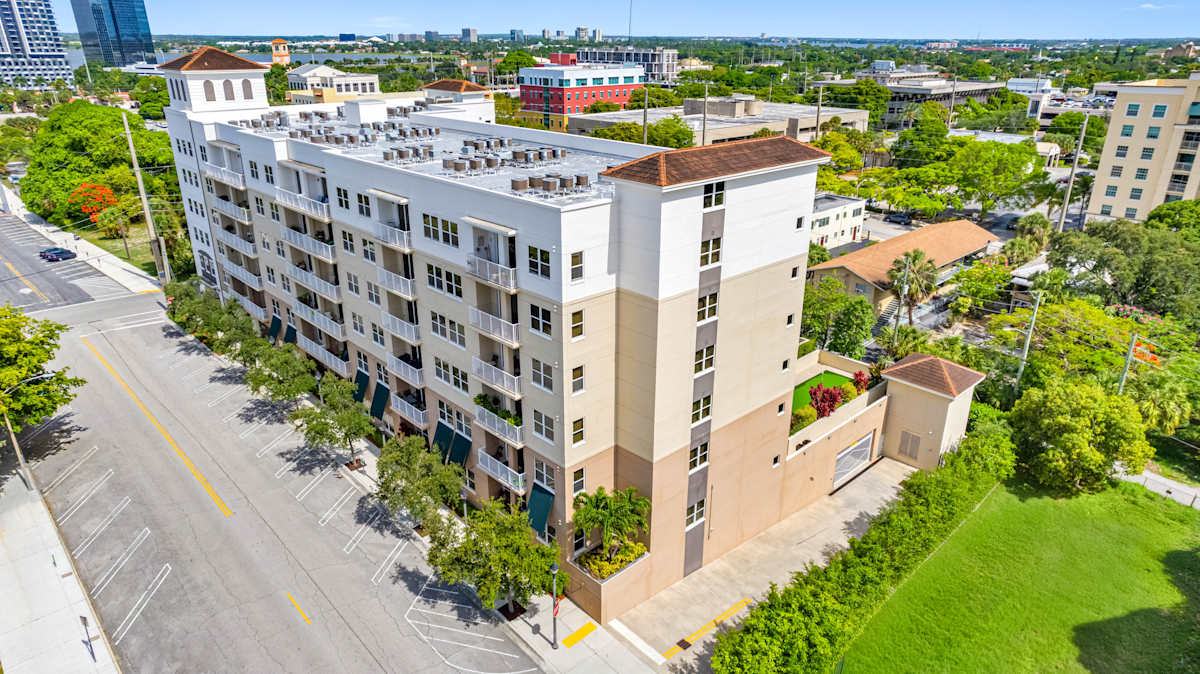 Evernia Place exterior with parking area - West Palm Beach, FL