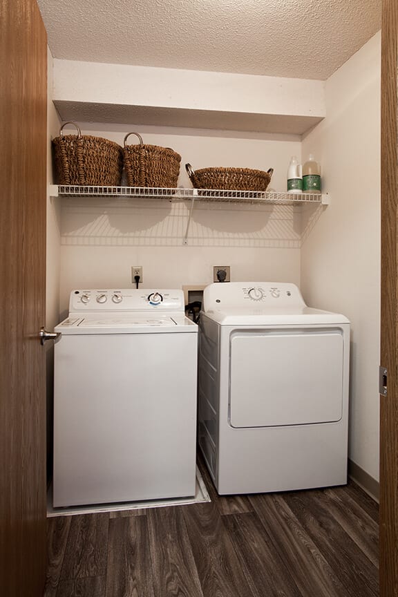 Fountain Place in-home washer and dryer - Eden Prairie, MN