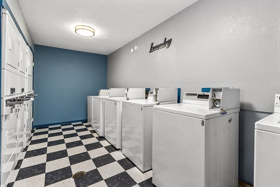 City West Apartment Homes laundry facility - Longview, TX