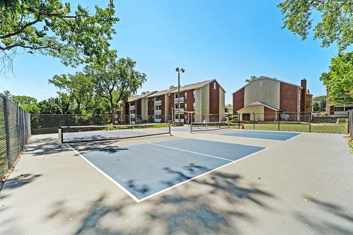 Silverwood Apartments fenced sports court - Mission, KS