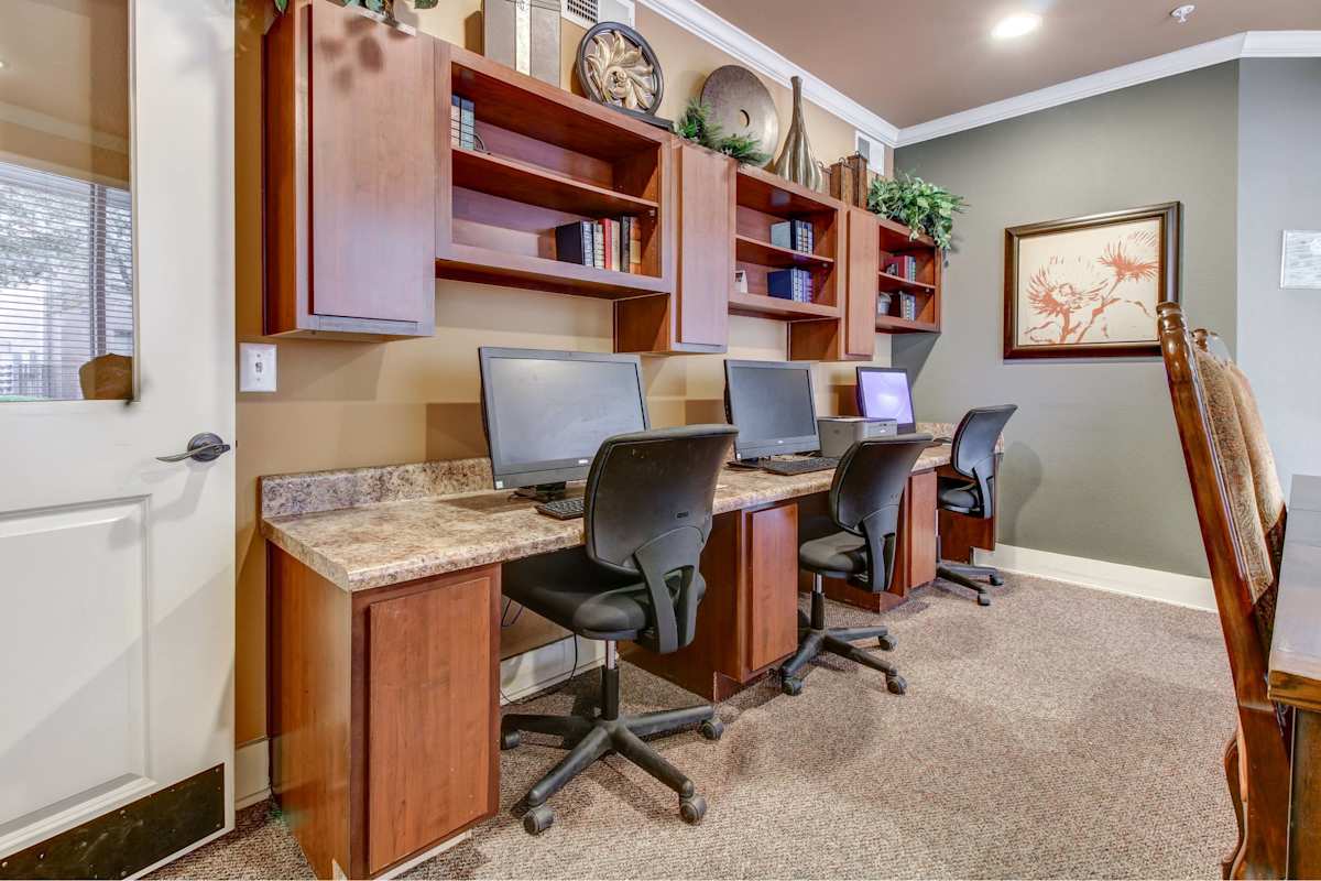 HemisView Village business center with computers - San Antonio, TX
