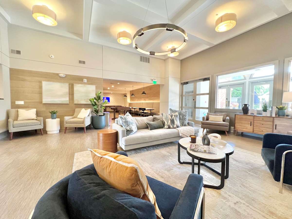 The Manor at Downingtown living room interior - Downingtown, PA