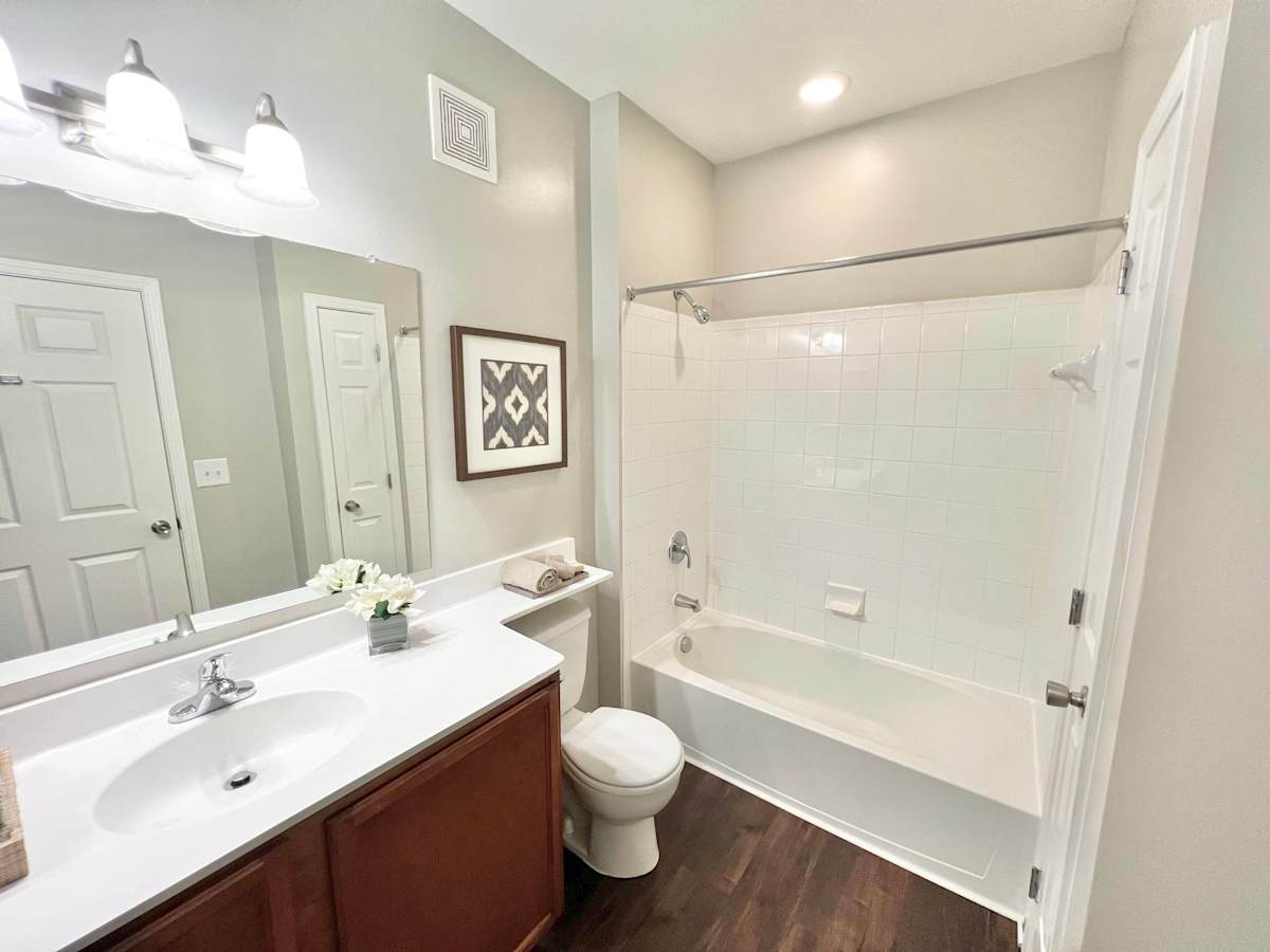 The Manor at Downingtown bathroom interior - Downingtown, PA