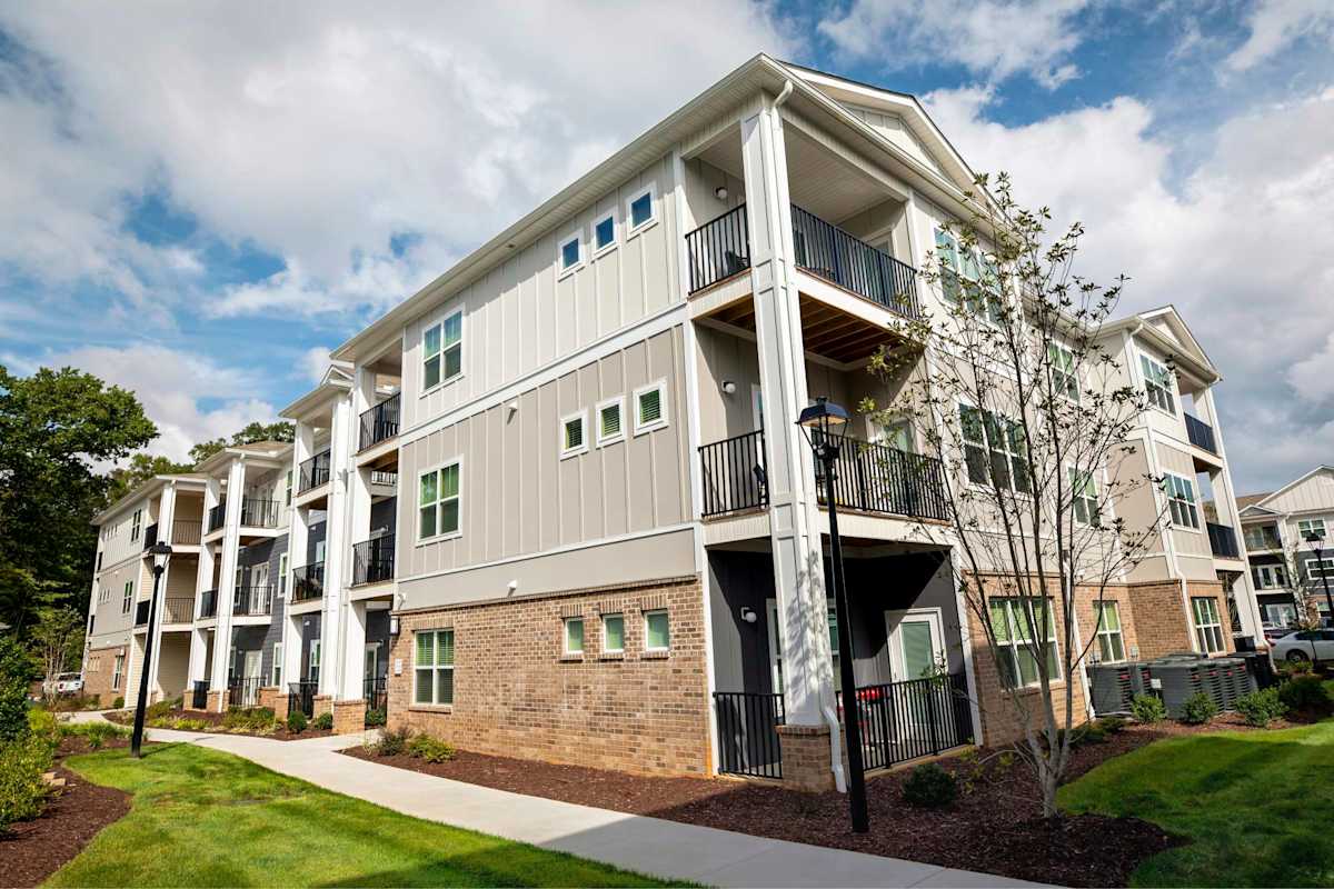 Country Park at Tall Oaks modern apartment building exterior - Greensboro, NC