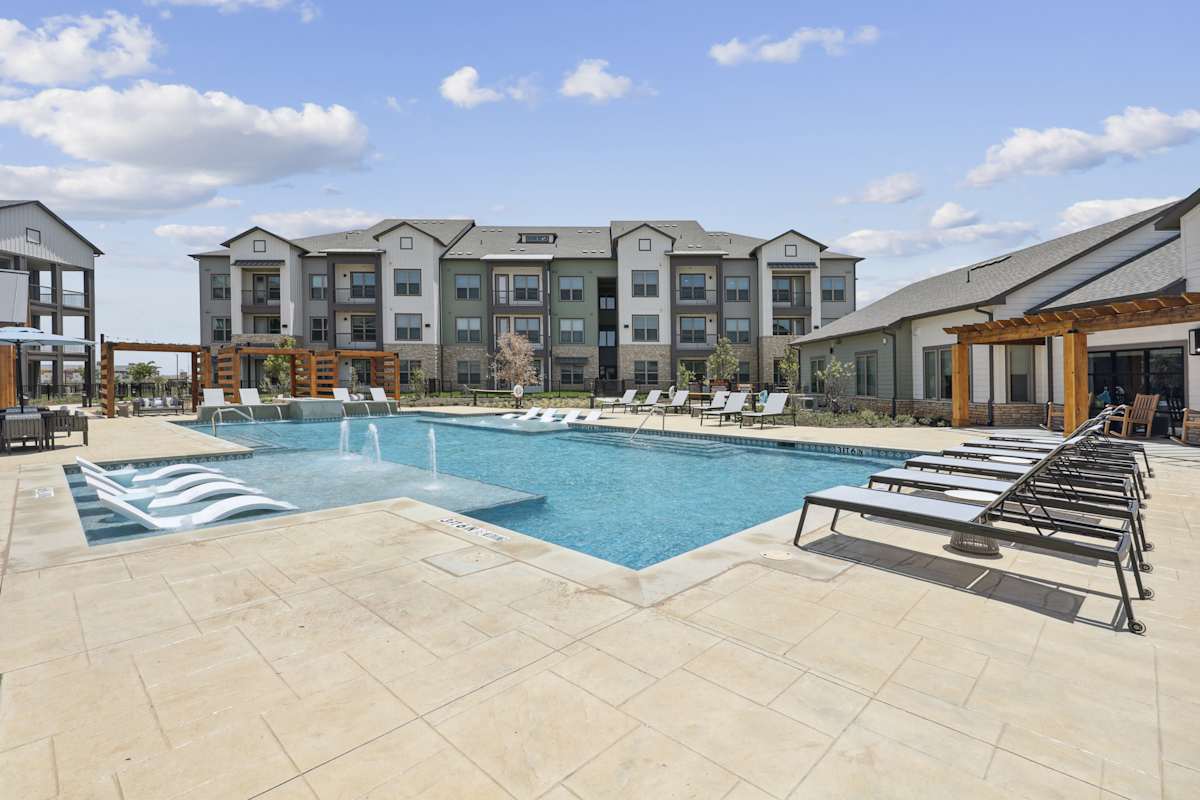 Trailhead at Chisholm Trail Ranch apartment photo