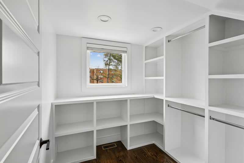 119 30th Ave Apartments pantry shelving area - Nashville, TN