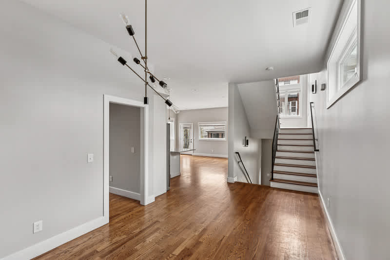 119 30th Ave Apartments interior hallway with staircase - Nashville, TN