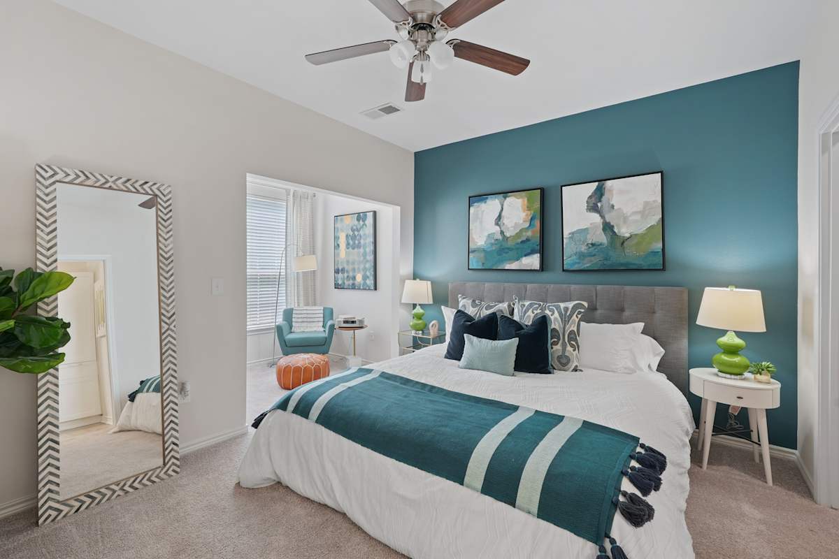 Lodge at Southpoint bedroom with ceiling fan - Durham, NC