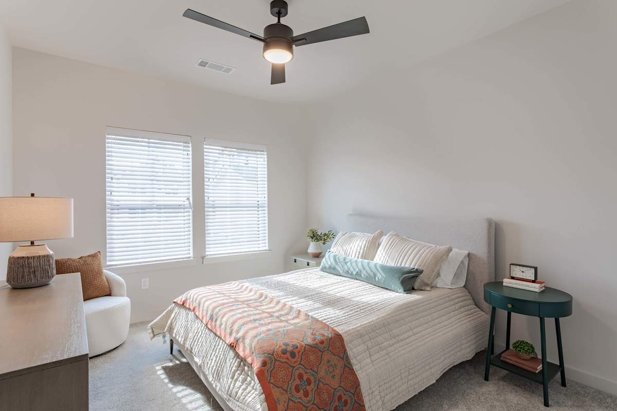 Solstice at June Lake bedroom with ceiling fan - Spring Hill, TN