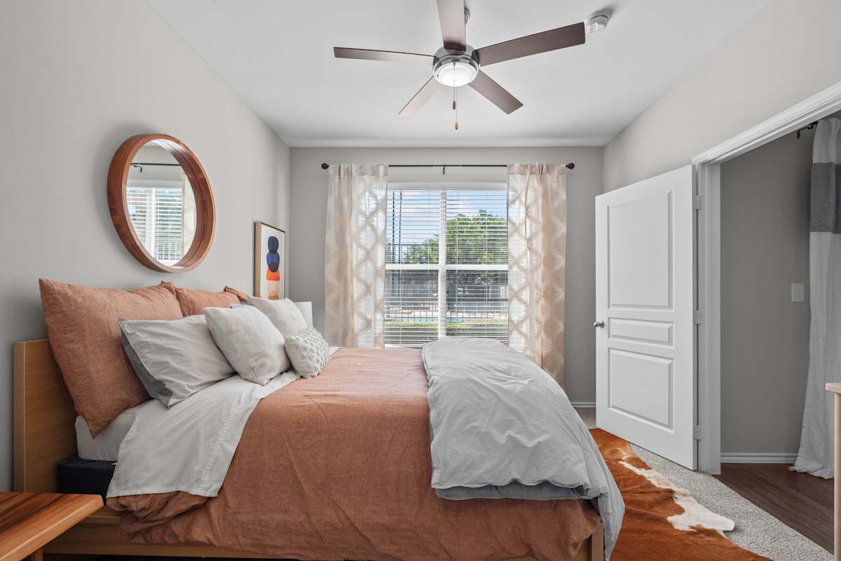 Trails Of White Rock apartment photo