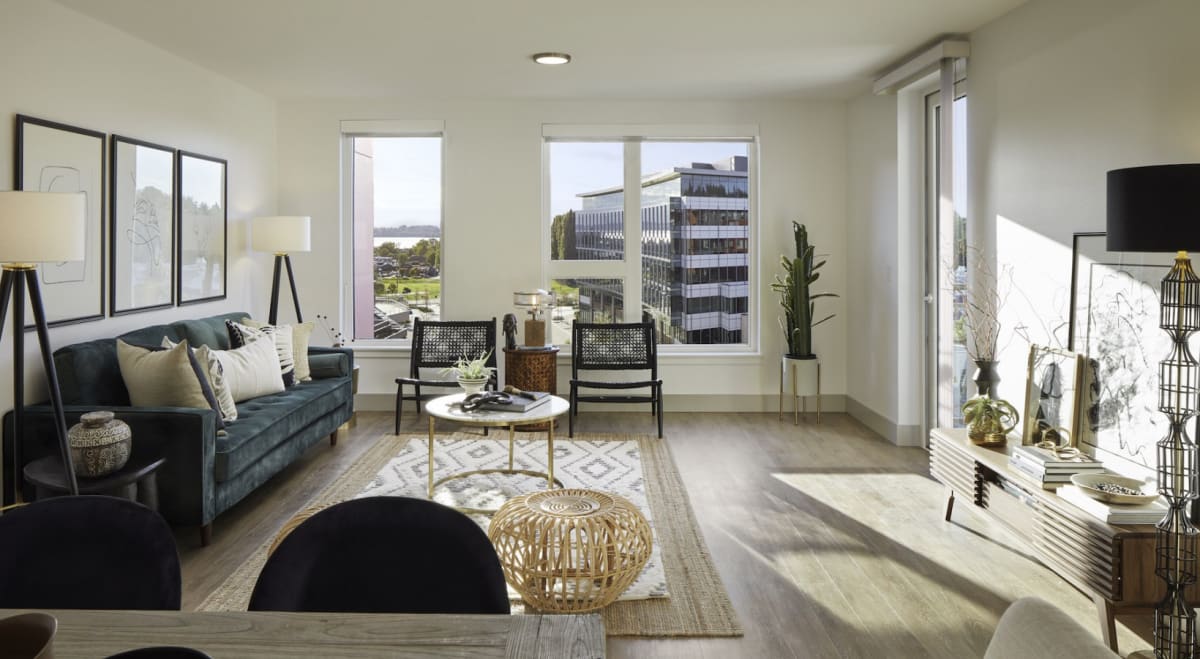 Property Details for Uptown at Kirkland Urban from Weidner Apartment Homes