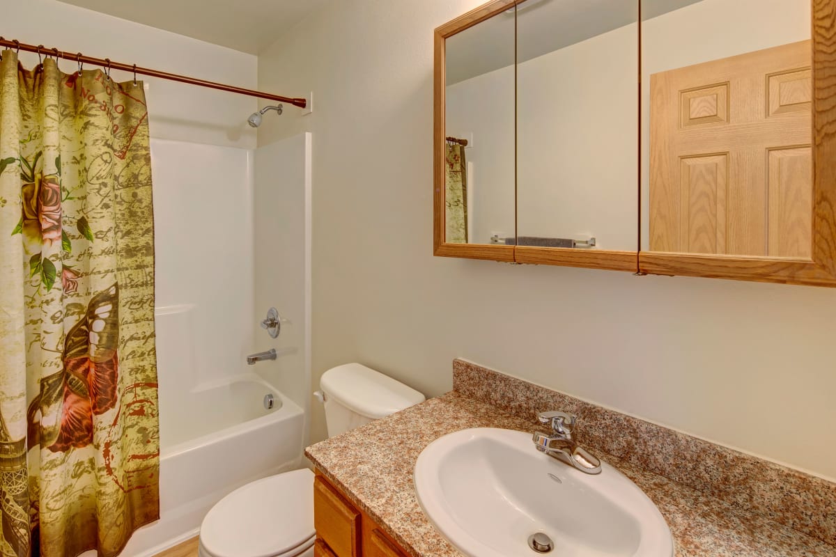 Amber Ridge Apartments in Matanuska Valley 3235 E Cottle Loop Road