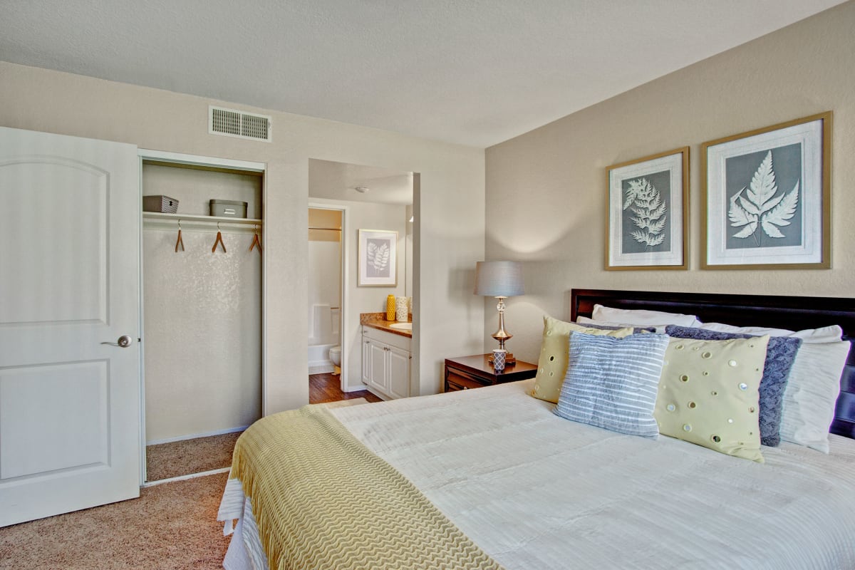 Photo Gallery View Your Dream Home at Castlepark Apartments