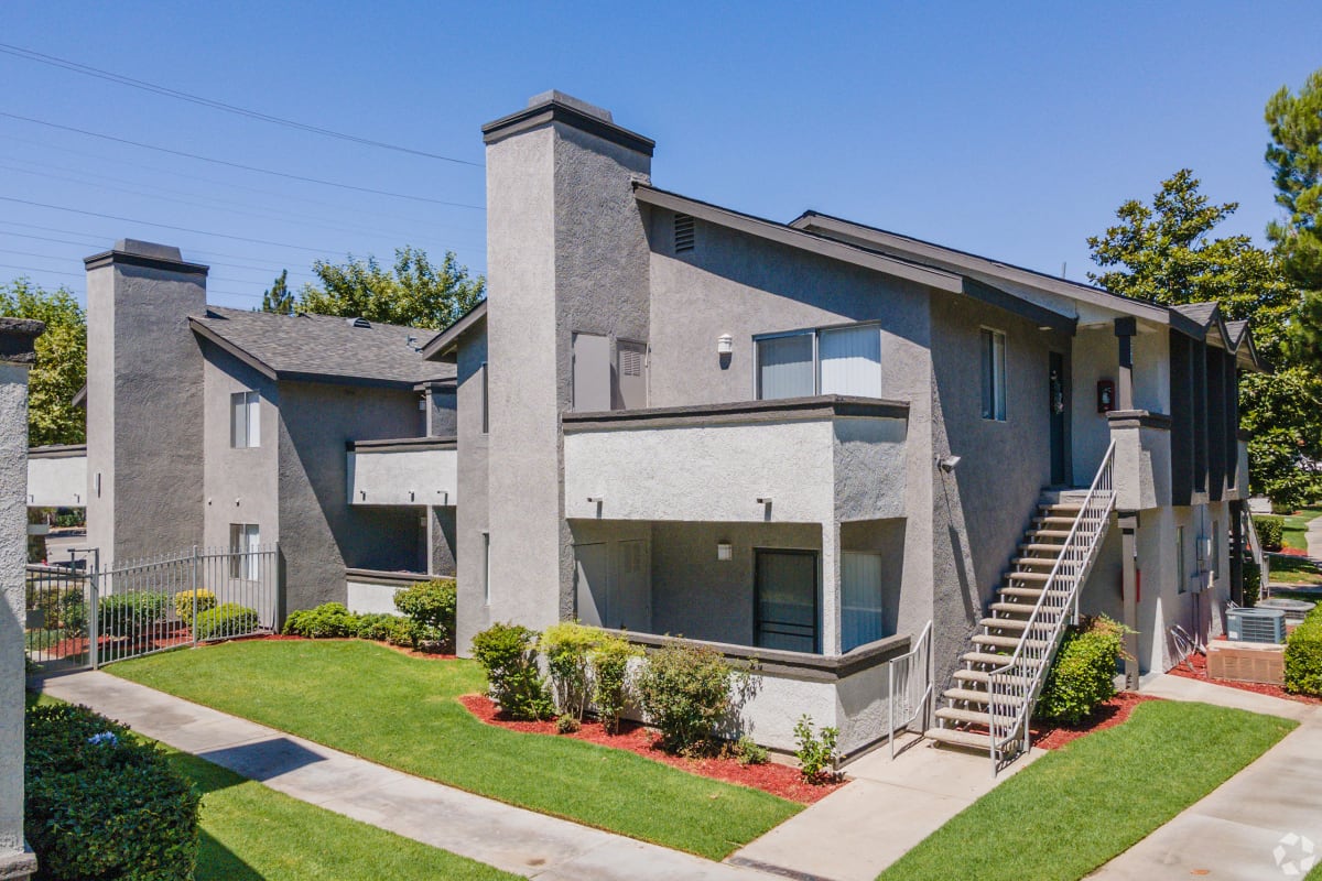 Hillside Village Apartments in San Bernardino 2196 W. Kendall Drive