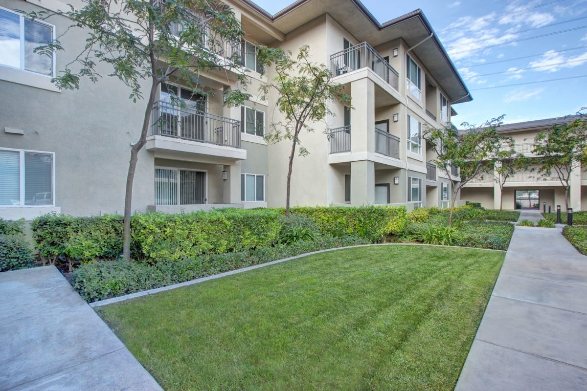 Vesada Apartments in Riverside 3390 Country Village Road California