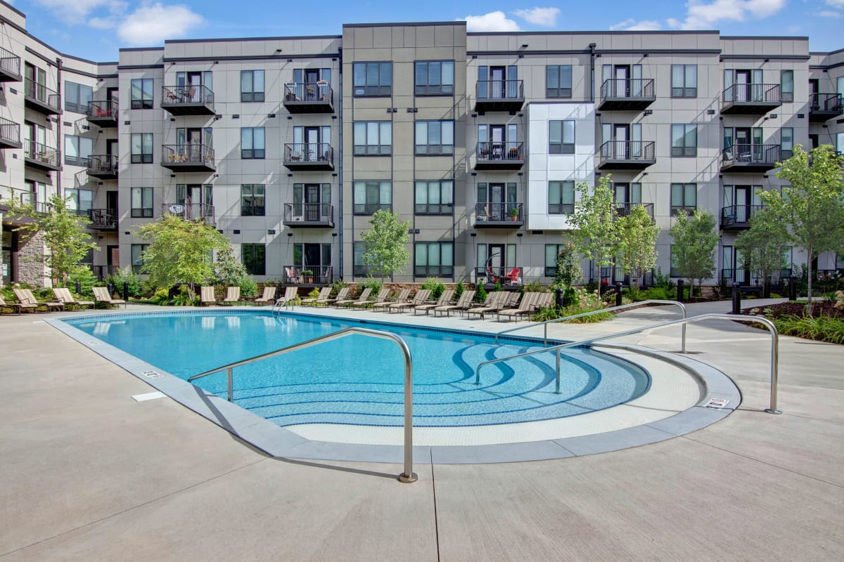 Photo Gallery Residence At The Cor Apartments in Ramsey Weidner