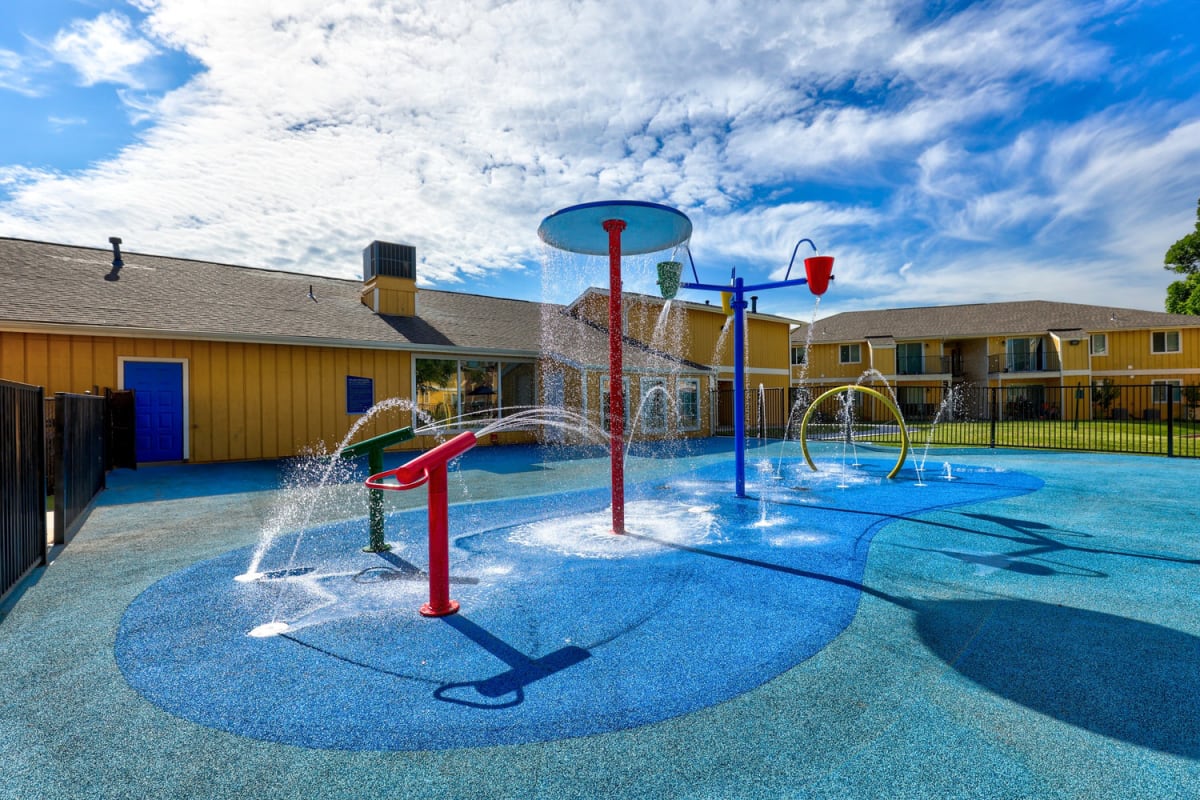 Indigo Apartments in Northwest Oklahoma City 12701 N. Pennsylvania