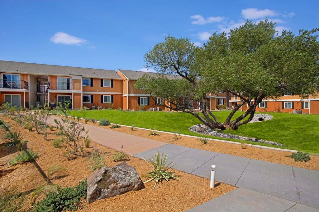 Indigo Apartments in Northwest Oklahoma City 12701 N. Pennsylvania